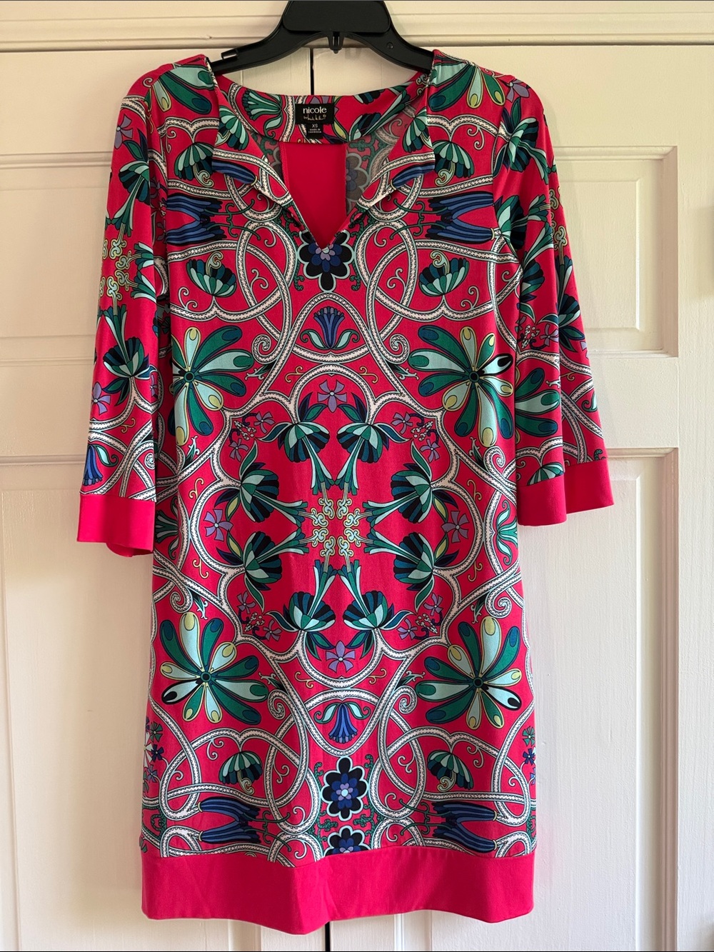 Nicole Miller Hot Pink & Teal Floral Geometric Shift Dress